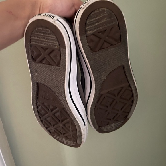 Converse size 8 - Picture 3 of 4